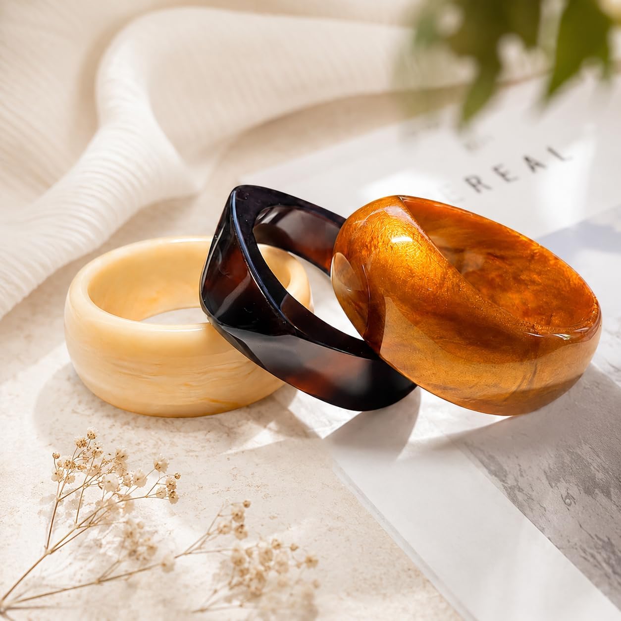 Set of Chunky Acrylic Resin Bangle Bracelets for Women, Retro Brown and Colorful Stackable Bangles, Statement Jewelry Gift