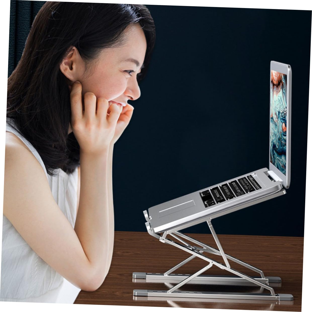 POPETPOP Soporte Portátil para Portátil de Aluminio con Ventilación Base Resistente y Plegable para Escritorio Compatible con Laptops y Tablets Diseño Ergonómico y