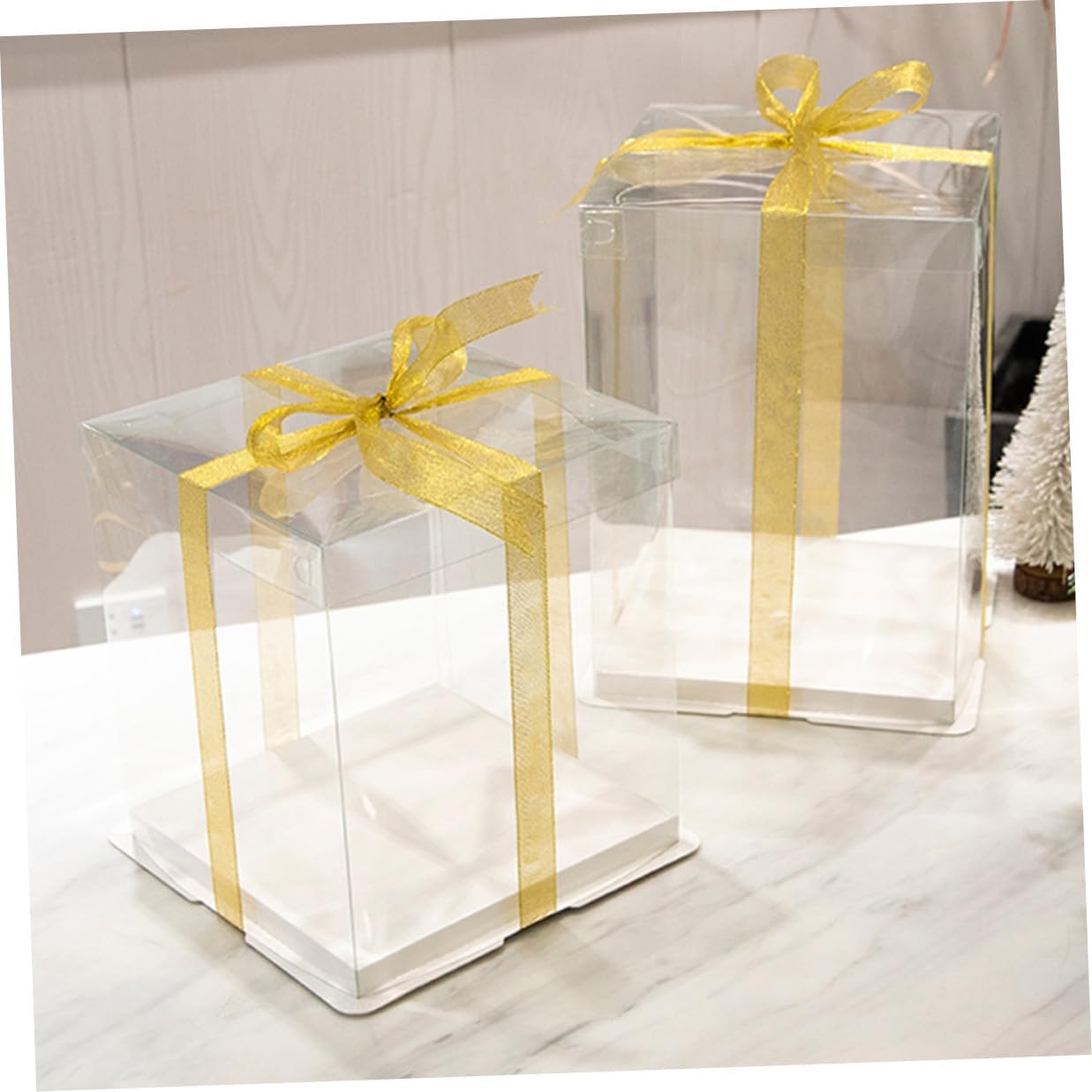 4 Pieces 8-inch Birthday Cake Boxes with Ribbon Elevated Plastic Cake Carriers for Bakery Packaging and Random Color
