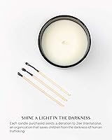 Vista 7 de Benevolence LA - Velas perfumadas de bergamota y jazmín para Navidad Velas de soja, vela negra para el hogar Regalos de velas navideñas