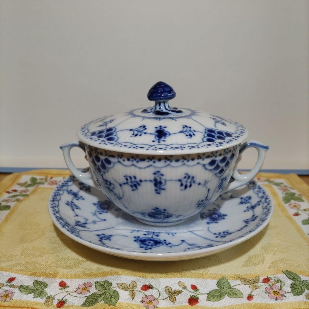 ロイヤルコペンハーゲン ブルーフルテッド スープカップアンドソーサー