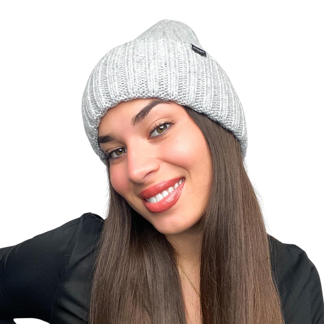 Offtopic® Cappello Invernale Donna Cashmere e Interno 100% Seta per Capelli Sempre in Ordine | Berretto Cuffia Anticrespo | Elegante Idea Regalo Unica