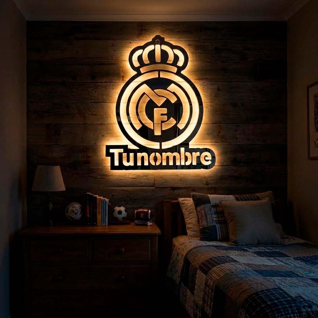 Cartel luminoso Madrid regalos con escudo de fútbol real personalizado - Iluminado en luz de led neón listo para colgar en la pared