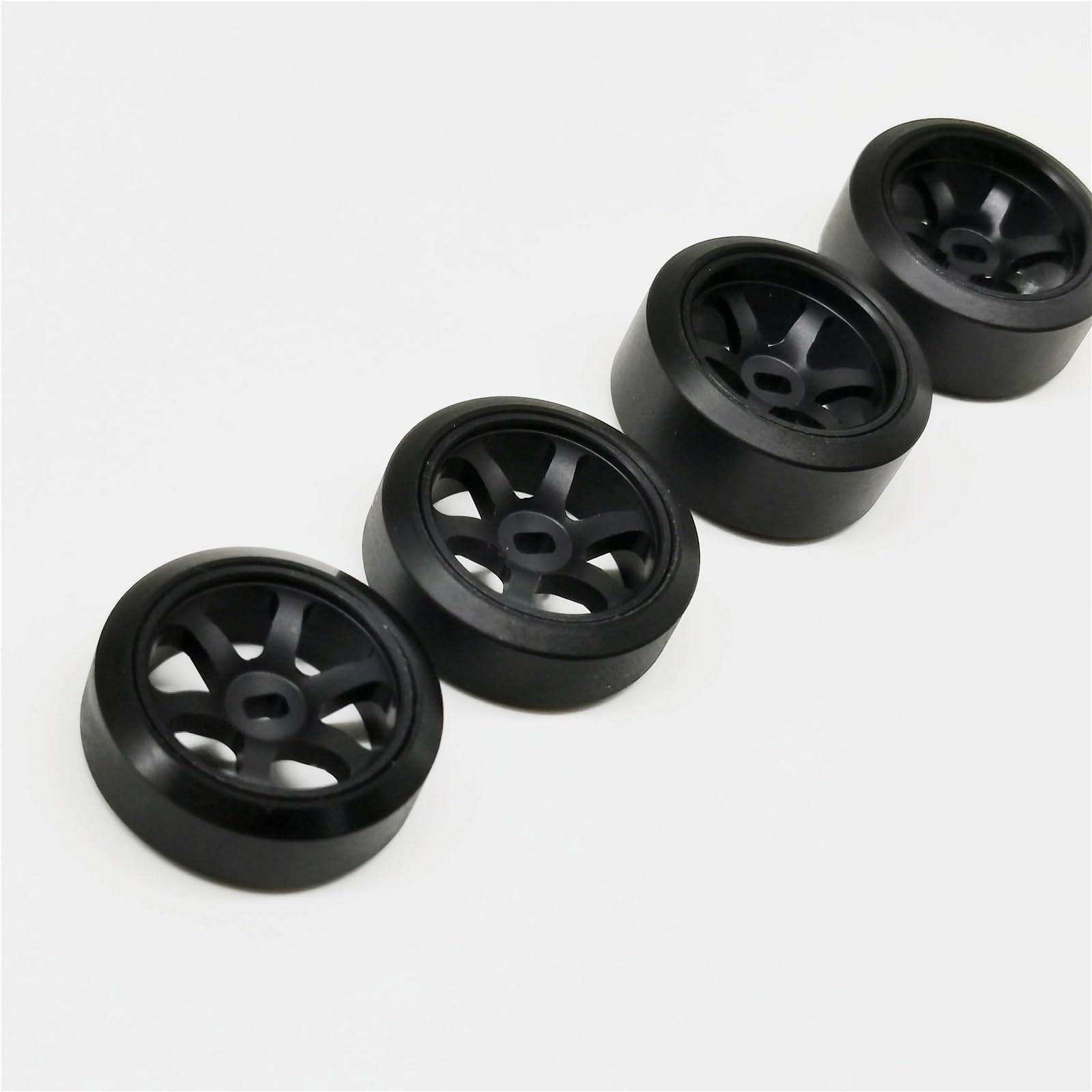 4Pcs/Set 20mm 6-Spoke Wheel Rims&Drift Racing Tires for 1/28 for Wltoys K969 K989 P929 for Mini-Z for AWD RC Car Upgrade Parts(Black Dirft)