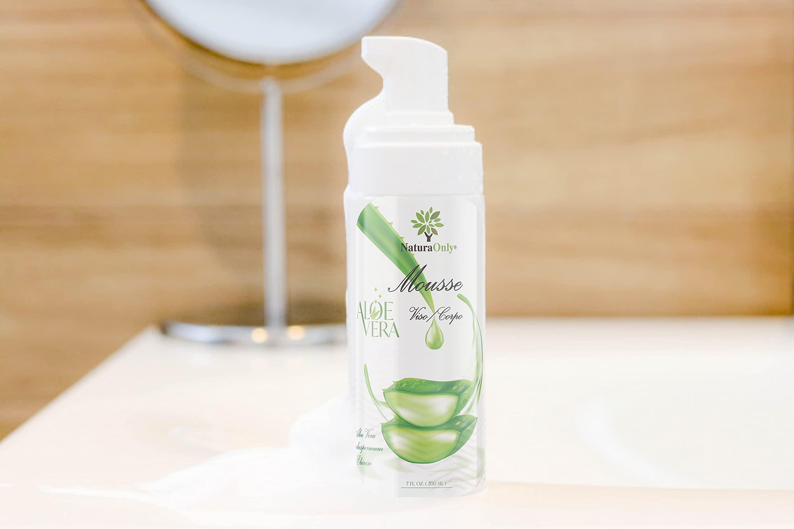 Mousse Aloe Vera - Detergente delicato per viso e corpo, realizzato solo con ingredienti naturali, ideale per pelli sensibili, secche, arrossate, lascia la pelle estremamente morbida e setosa.