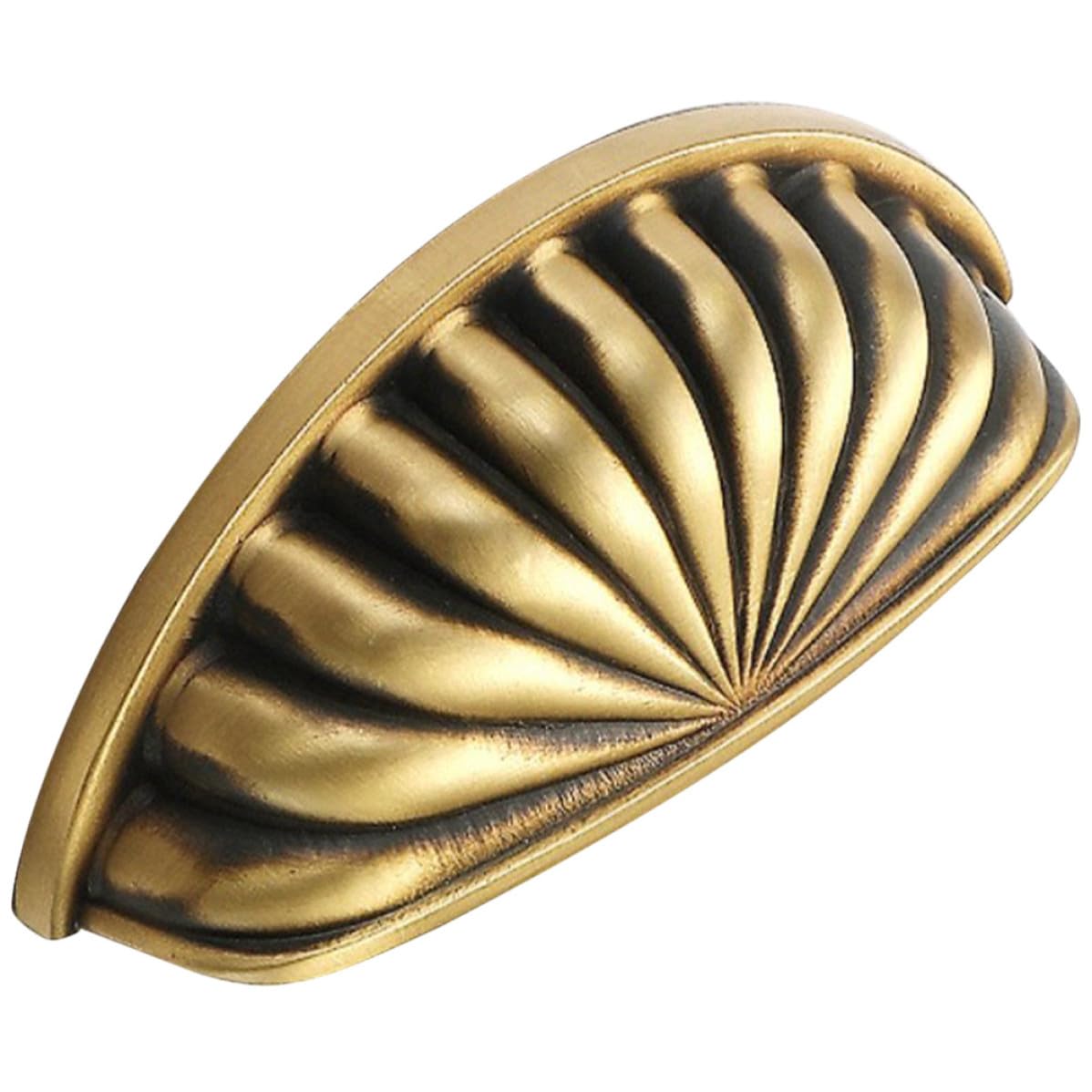 Tiradores de latón de 76mm en diseño concha plateada para cajones y muebles de cocina