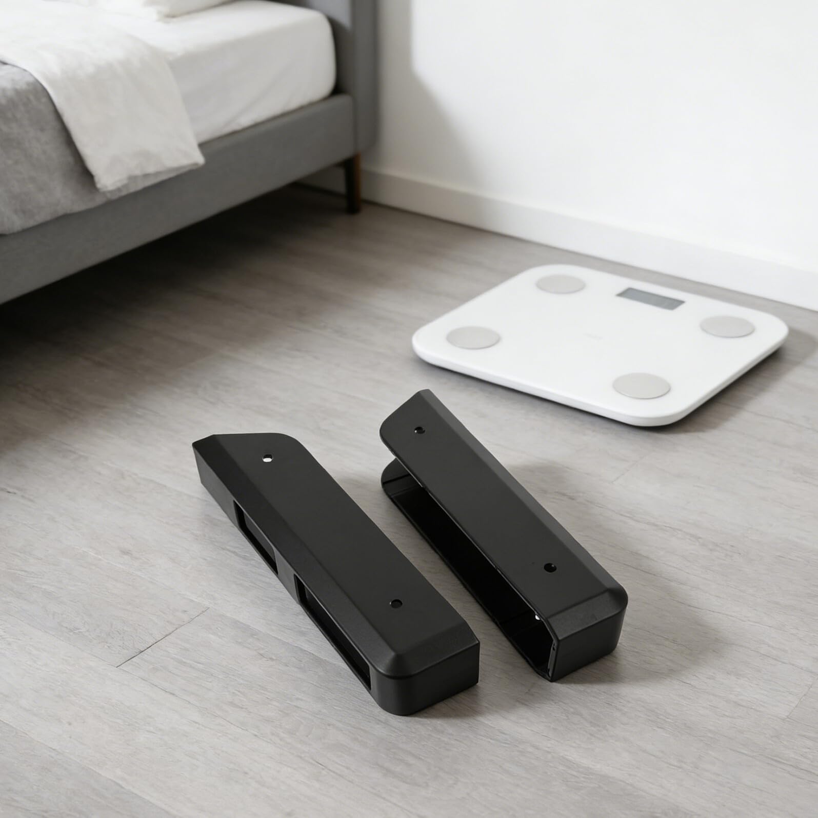 Waagenaufbewahrungshalter 1 Paar Wandhalter aus Acryl für Digitale Waagen Geeignet für Badezimmer Schlafzimmer und Fitnessraum Selbstklebend und Stabil