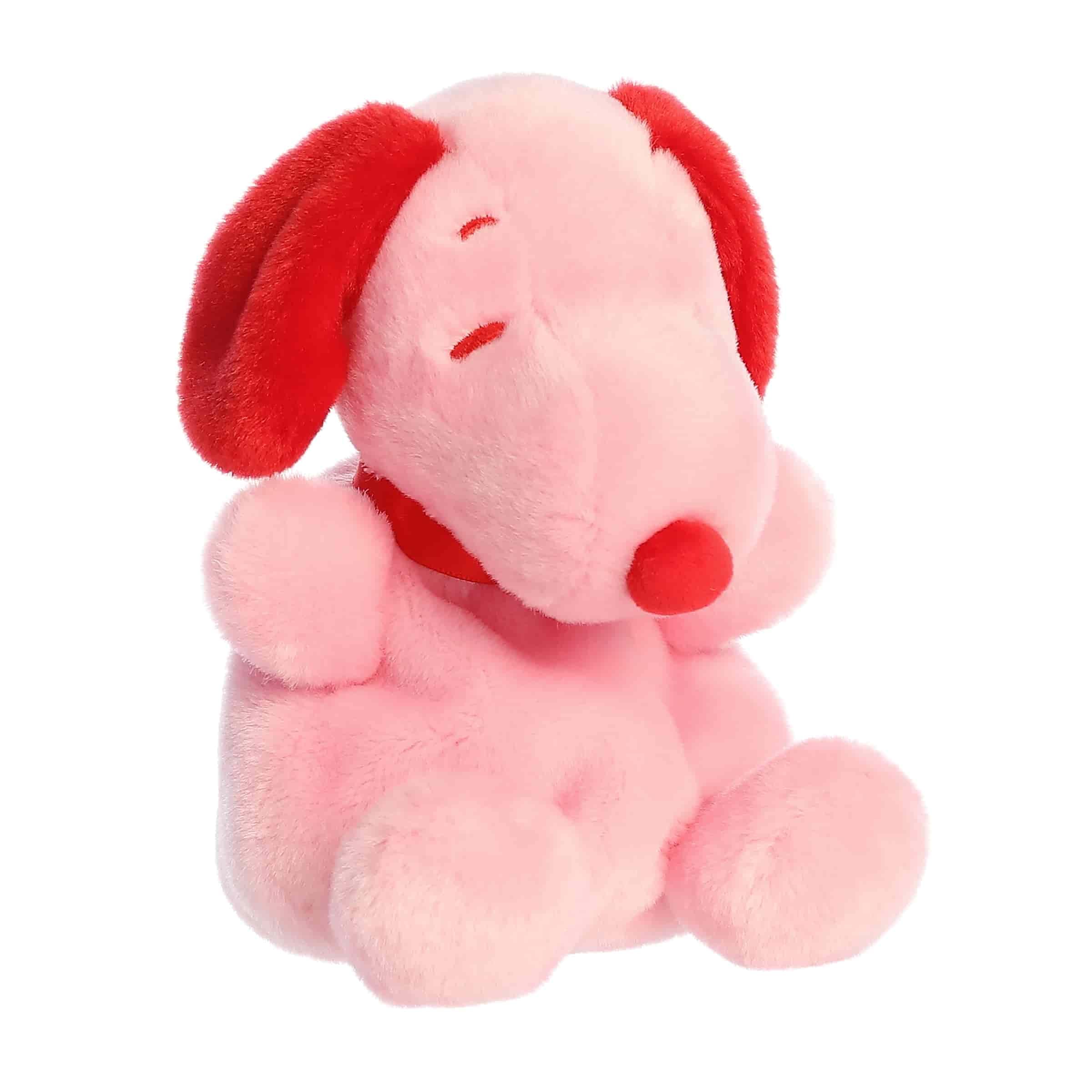 Amazon.com: Aurora Adorable Peanuts Snoopy Palm Pals Stuffed