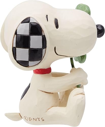 Miniatura 4 de Enesco Peanuts by Jim Shore Snoopy with Four-Leaf Clover Miniature Figurine, 2.625 Inch, Multicolor
