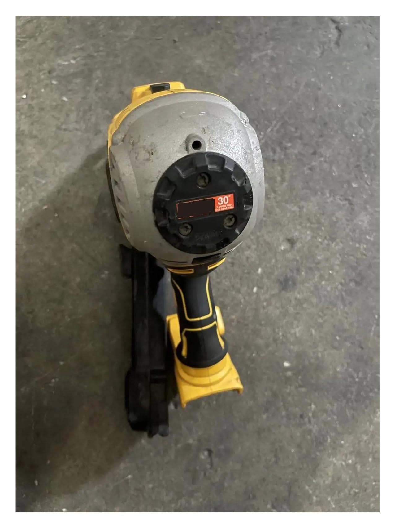 Clavadora De Inalámbrica Tipo 3 DCN692N 18V XR Sin Escobillas (solo Cuerpo) Seguridad y comodidad