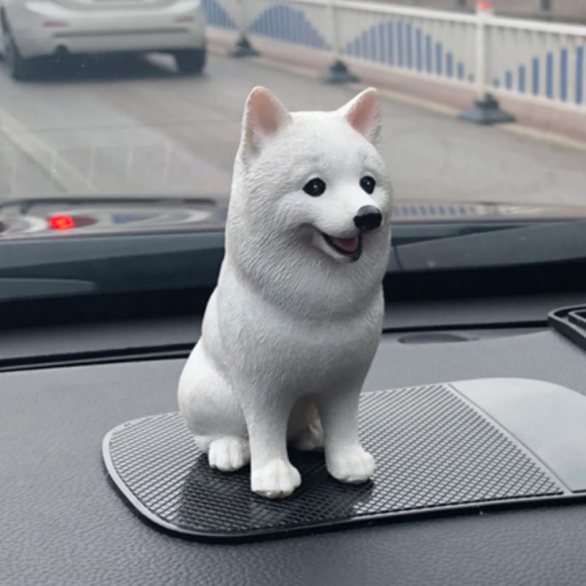 Amazon.co.jp: 車内置物 動物 サモエド カーデコレーション  