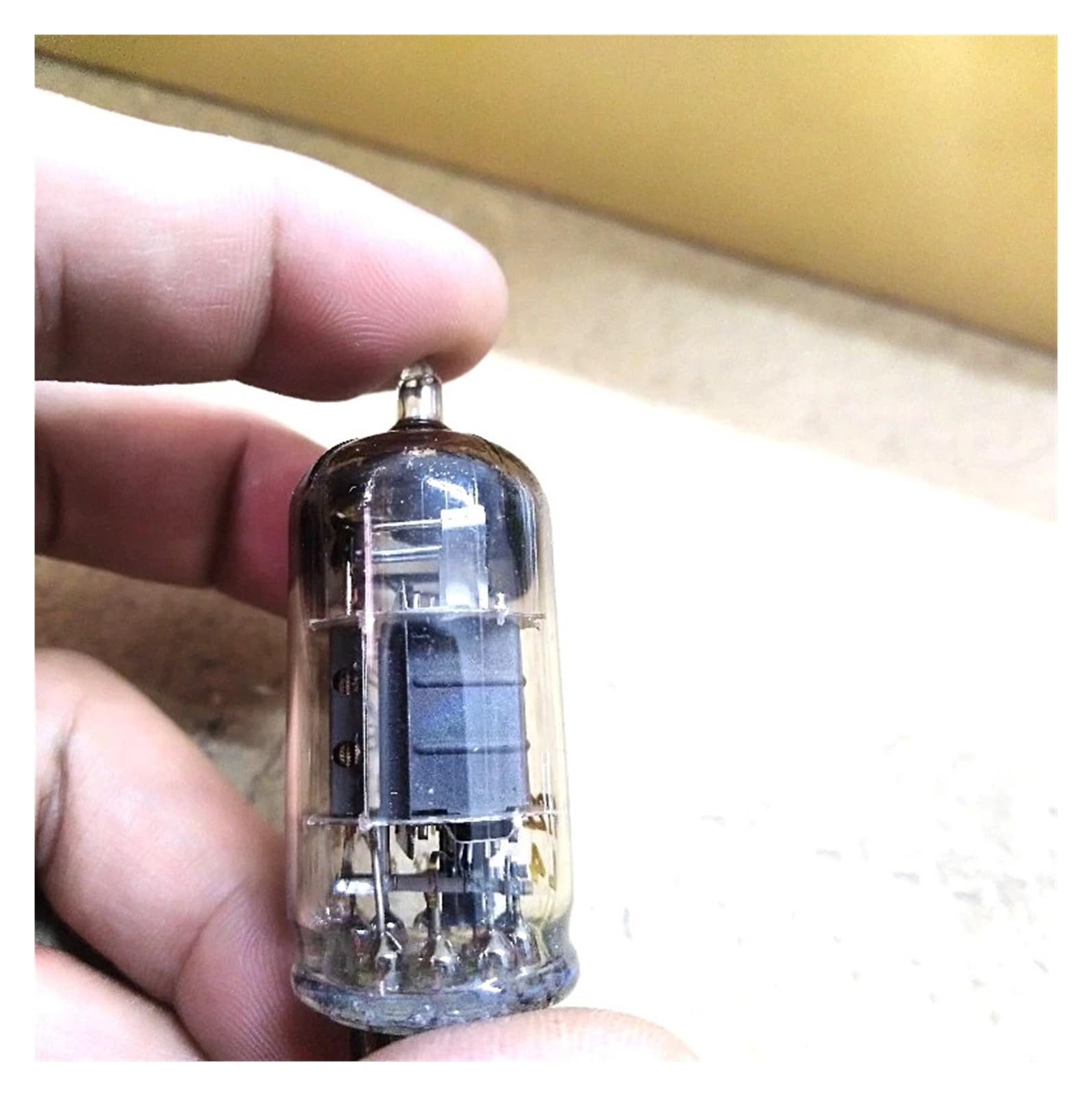 Amazon.co.jp: ECF80真空管は6F1 61N ECF801 ​6BL8真空管DIYオーディオ