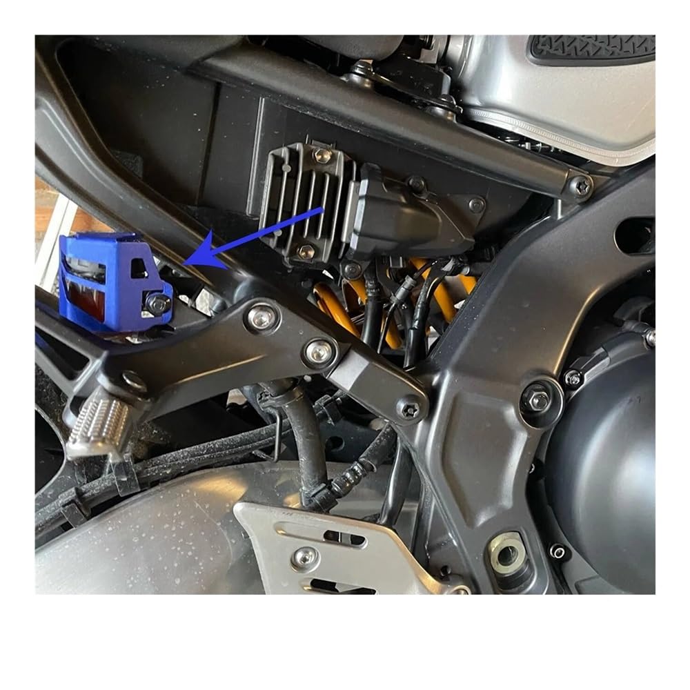 Mokiton Motorcycle Rear Brake Fluid Reservoir Guard - CNC Aluminum Cover For Yamaha YZF-R3 2015-2025 | Blue
