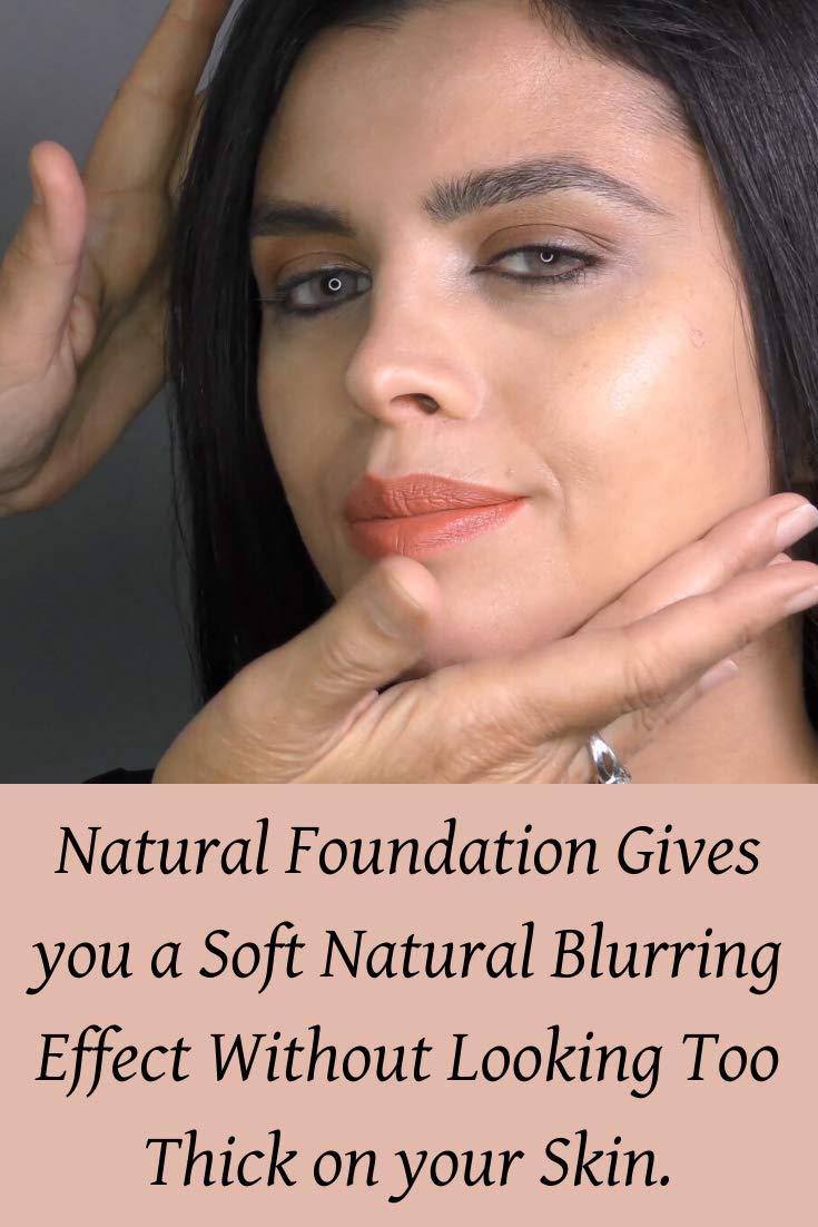 Pressed Mineral Foundation With Vitamin for a Natural Silky Finish - Image 5