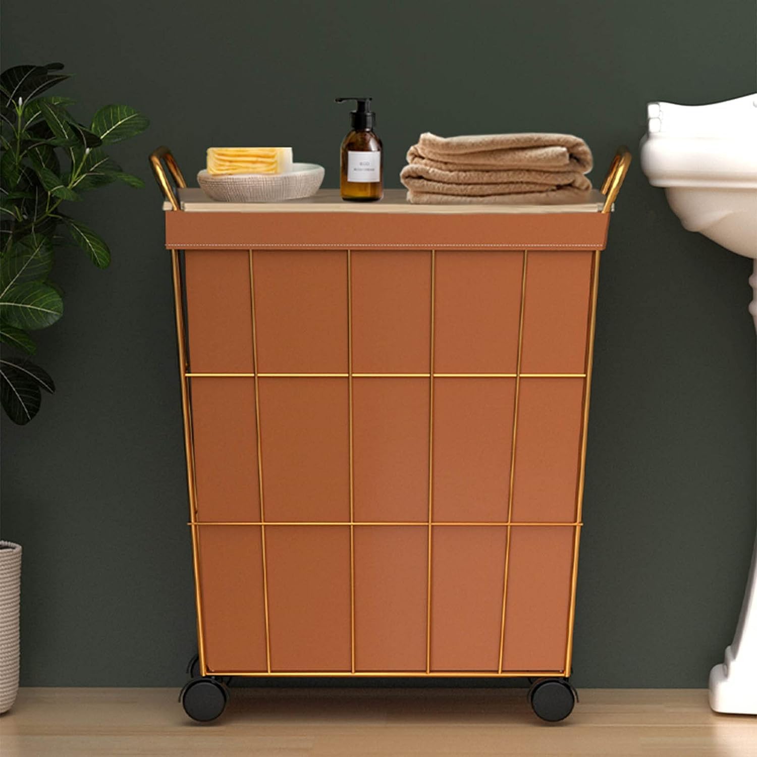 Kosz na Pranie Wasmand van ijzerdraad op wielen, rollende wasmand met lederen voeringzak en handvat, goudkleurige metalen frame wassorteerder met deksel voor slaapkamer Pojemnik