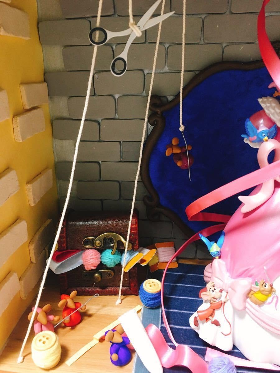 Amazon.co.jp: シンデレラ ピンクドレス ミニチュア フィギュア  