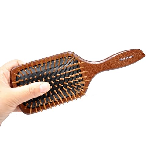 Miniatura 5 de Maji Mama Cepillo de madera hecho a mano para mujeres y hombres, cepillo de pelo con pasadores de bambú, masaje cuero cabelludo y desenredante para