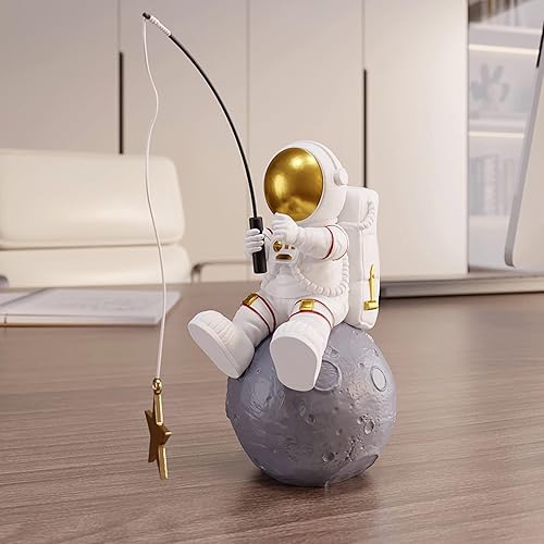 Miniatura 4 de Estatua de astronauta, figura de estrella de pesca de astronauta, escultura para decoración de escritorio y mesa, adorno de escritorio de resina,