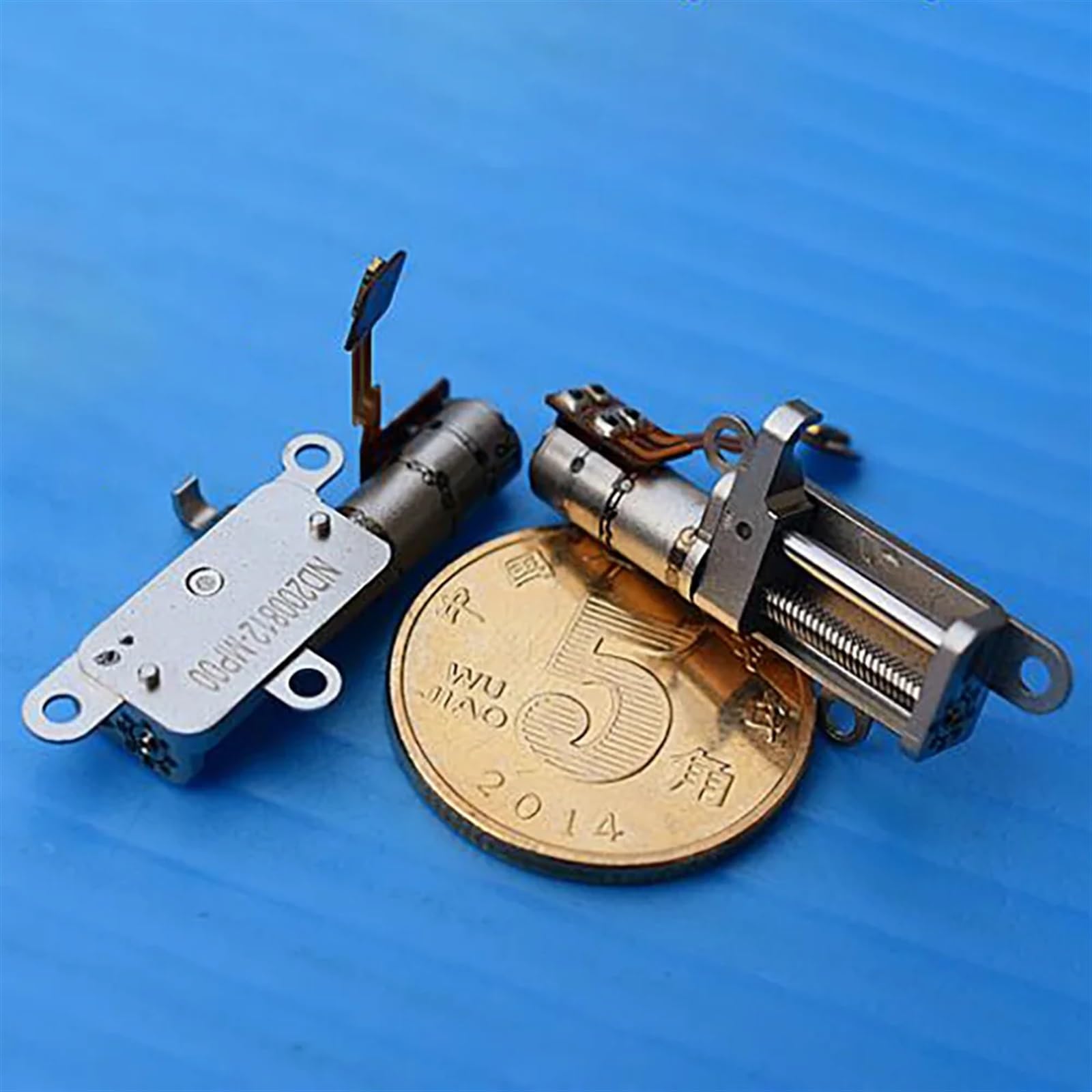 Motore passo-passo, Attuatore lineare a corsa ultra-micro da 5 mm Mini motore passo-passo con ingranaggio in metallo di precisione a 2 fasi e 4 fili da 5 mm(10pcs)