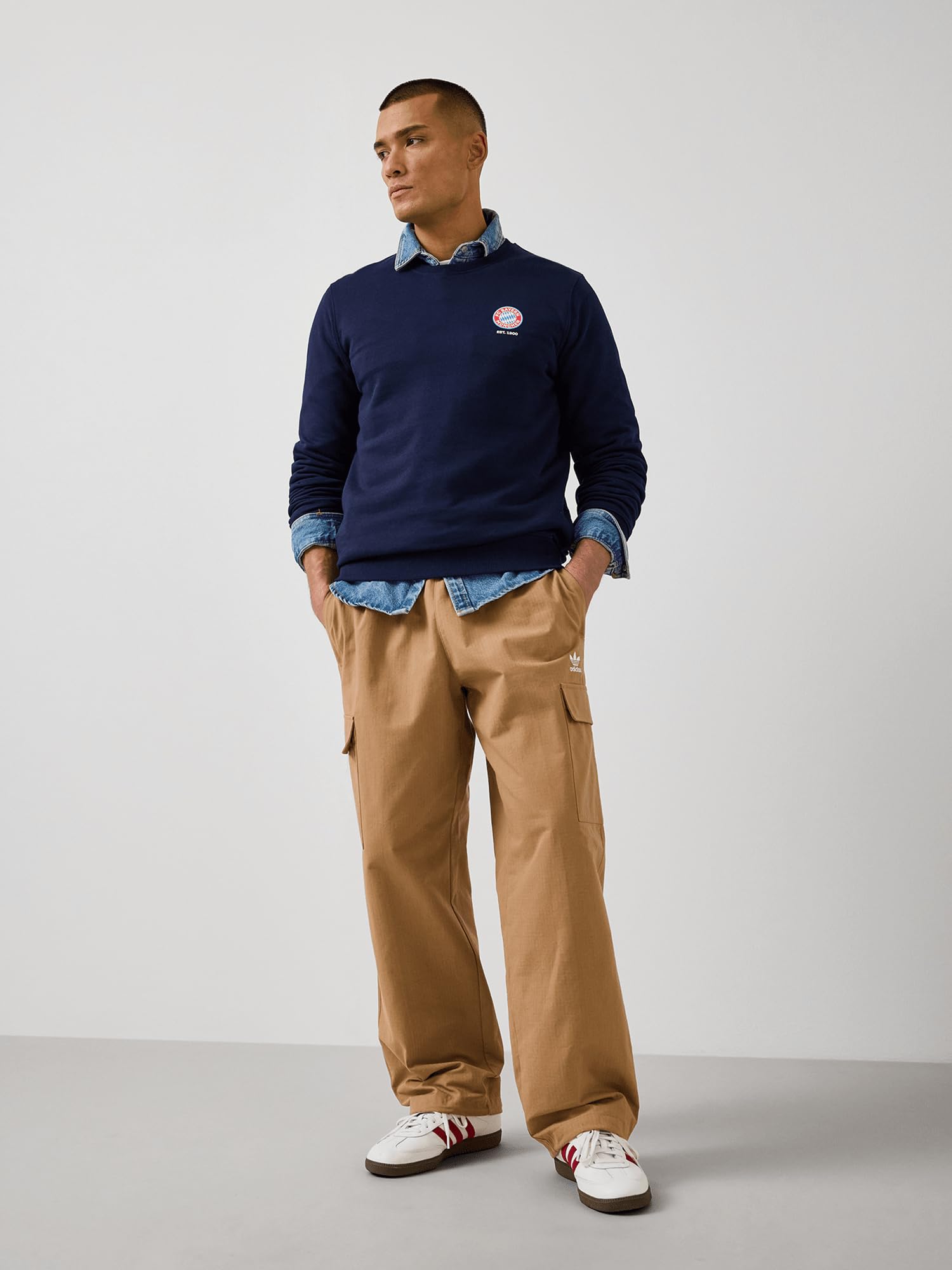 FC Bayern München | Sweatshirt Essential | Herren | Navy