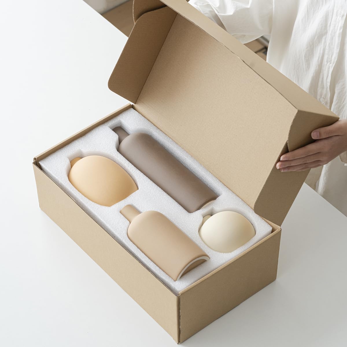 Moderne Vasen-Set, 4-teilig, Keramik, Morandi-Farben, Minimalistische Tischdekoration, Nordischer Stil, Neutral Boho Skandinavische Deko Vase(4er-Set Light Coffee)