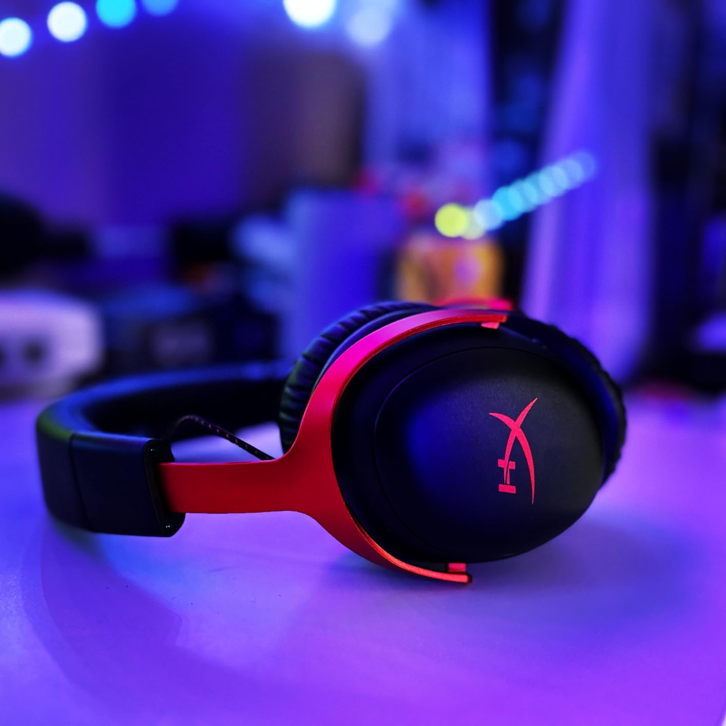 The Battery Life is Amazing and I can finally hear steps in COD