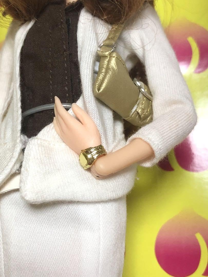 Amazon.co.jp: momoko Nine to Five Doll : Toys & Games