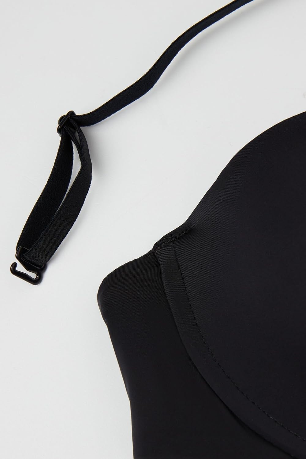 Intimissimi Woman's Monica Bandeau Bra in Ultralight Microfiber - Image 6