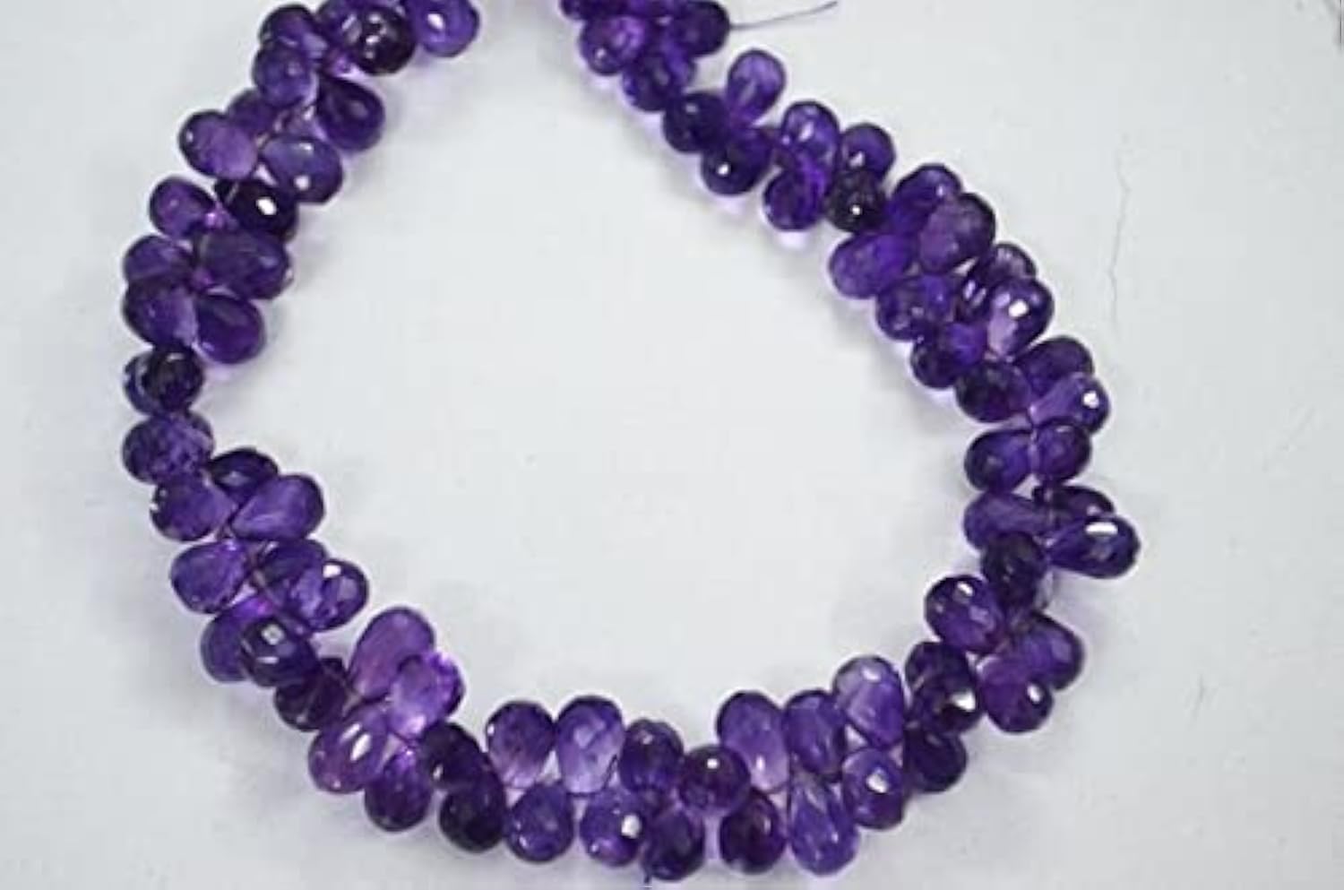 Amethyst briolette en forme de goutte pour la création de bijoux artisanaux