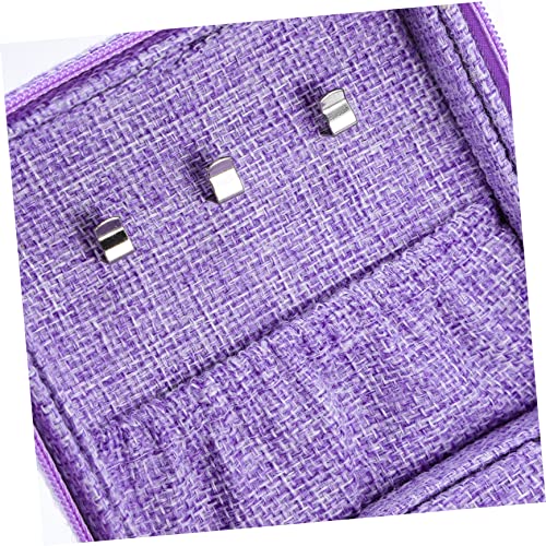 Écrin de rangement bijoux élégant en finition soignée pour accessoires précieux