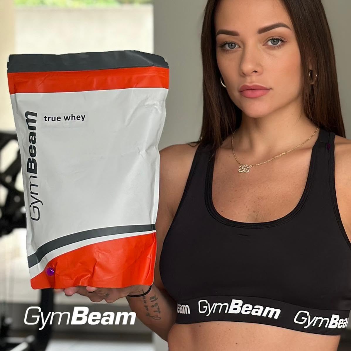 GymBeam True Whey Protéine en Poudre – Chocolat-Cerise – 2500 g