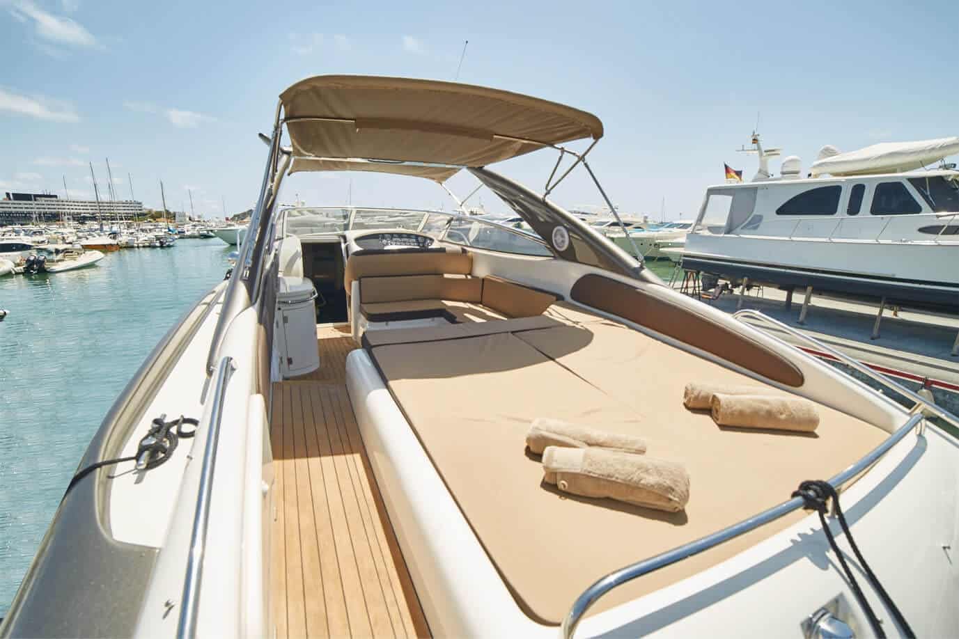Old Modern Handicrafts British Sunseeker Superhawk 48 (Superhawk Series) 30 Inches Ship Model (30L x 6W x 6H) – Handmade Nautical Décor Gift