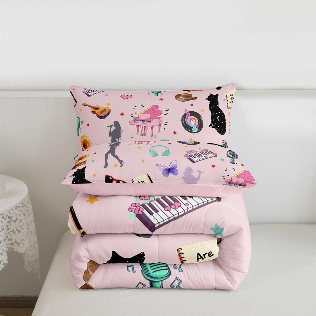 Erosebridal White Pink Bedding Set King Fashion Music Themed Comforter Set Disco Ball Piano Down Comforter for Women Girls Butterfly Cat Animals Duvet Insert Modern Style Decor