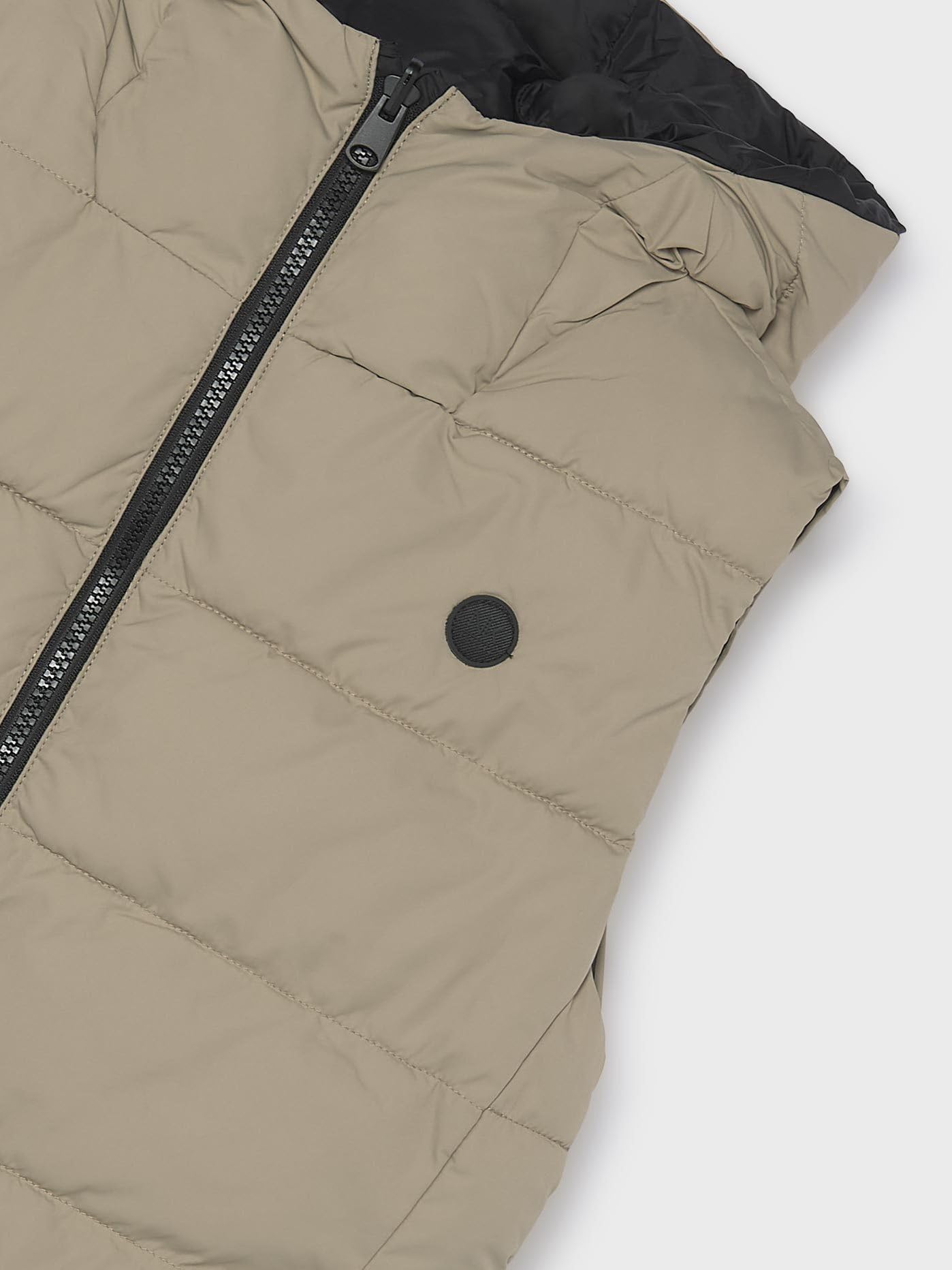 Mayoral «Nukutavake» Chaleco Reversible para niño Negro