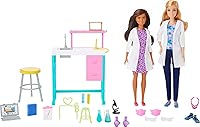 Vista 2 de Barbie Juego de carreras, laboratorio científico con 2 muñecas de moda científica, banco y más de 10 accesorios (exclusivo de Yaxa)