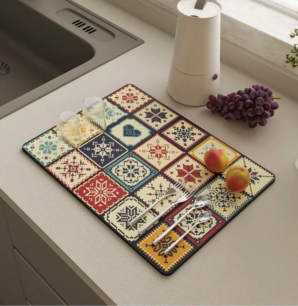 HomeCloud Dish Drying Mat for Kitchen Counter Hide Stain Super Absorbent, Non-Slip, Heat-Resistant, Great for Dishes,Rack Pad, Kitchen Counter, Coffee Maker (Multi_White, 50x40cm)