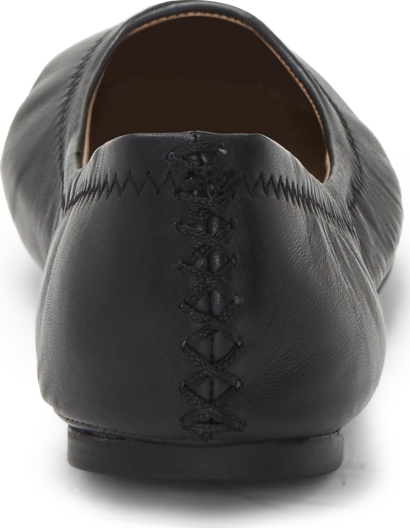 Lucky Brand Lucky Brand Women's Emmie Ballet Flats in use
