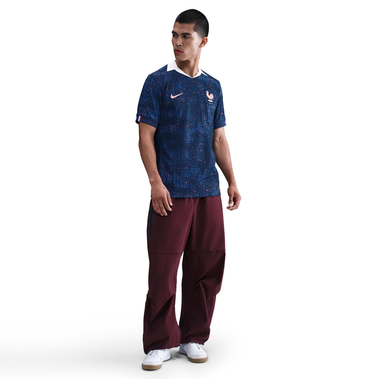 FFF 2025 Match Home (Frauenteam) Nike Authentic Dri-FIT ADV Fußballtrikot für Herren, IH0805