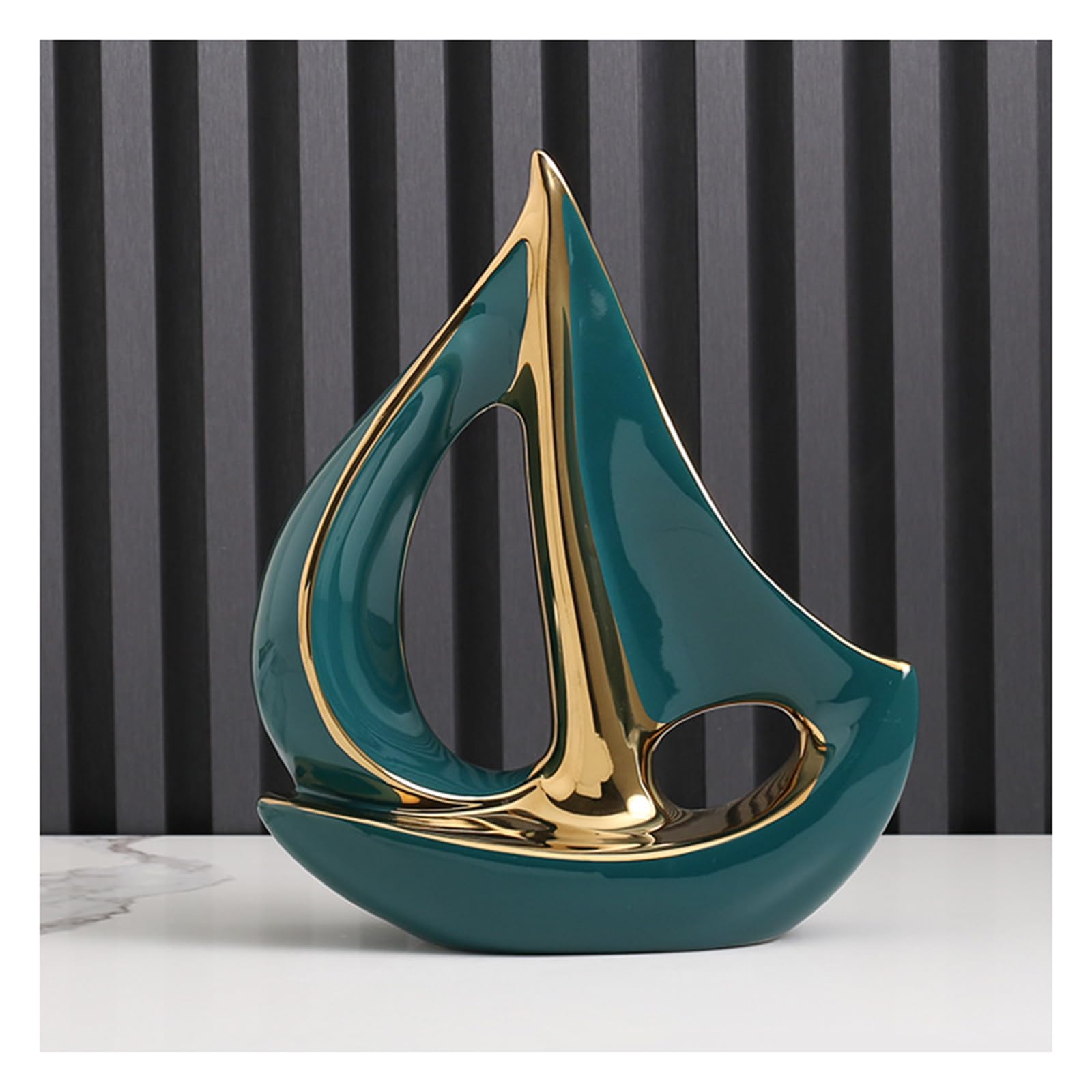 Tauzveok Sailing Ship Decoration Sculpture, Nautical Decoration, Living Room Table Decoration, Abstract Art Boat Decoration Statue, Office Bar Café Entrance Statues and Sculptures,Green,middle