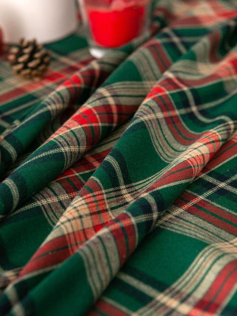 Tovaglia Natalizia Fennco Styles In Misto Cotone, Quadri Tartan Rosso E Verde, Con Pompon, 142x142 Cm - 4