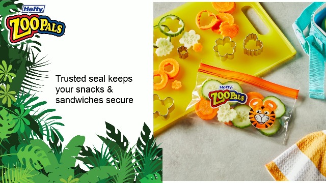Amazon.com: Hefty Zoo Pals Press to Close Snack Bags, 50 Count