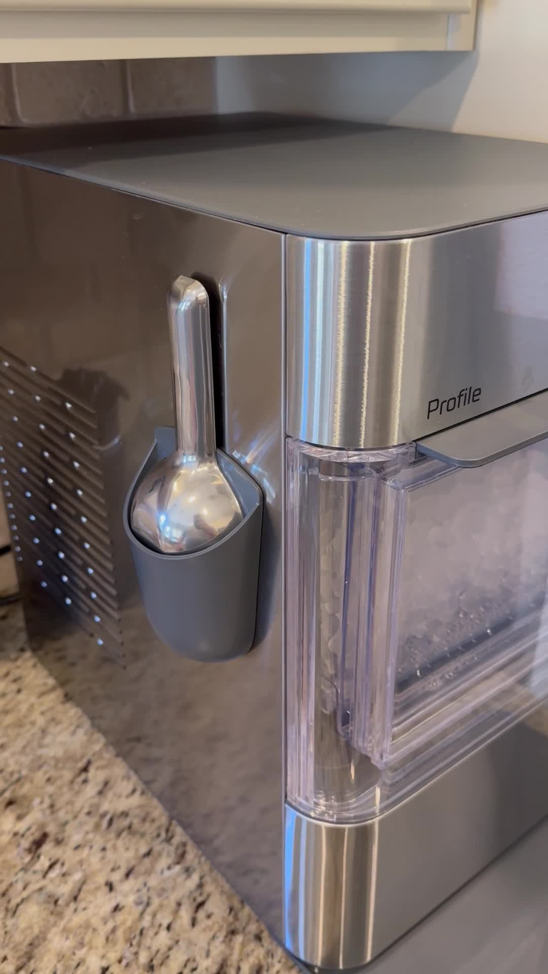 Squeaky Machine Watch Squeaky ice machine! on Amazon Live