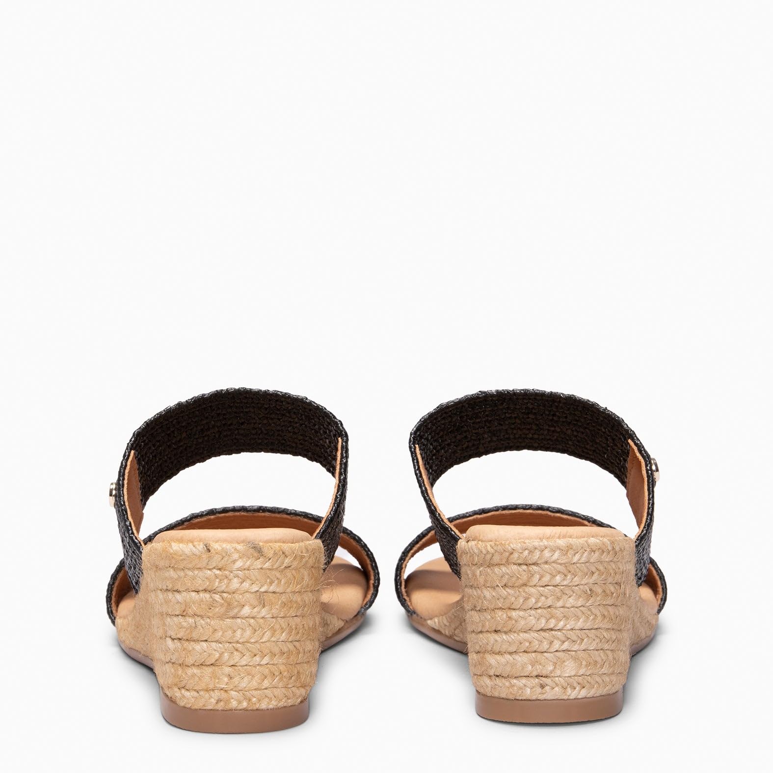 miMaO. Mules à talon compensé de type espadrilles. Fabrication artisanale