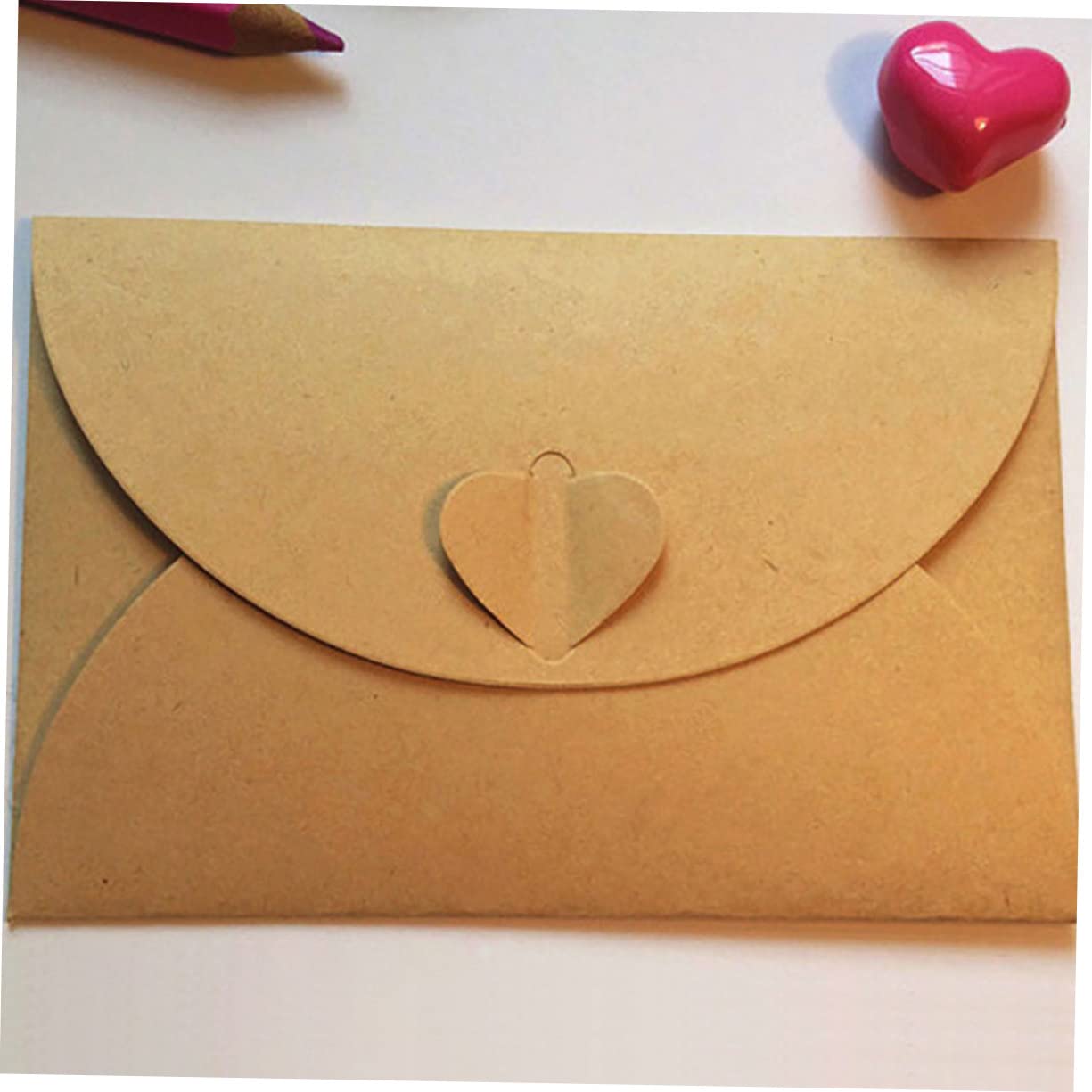 Lurrose 100 Piezas Sobres De Papel Kraft Sobre De Sobres De Negocios Sobres Kraft Marrones Decoración Del Corazón Titular De Cierre De Corazón Rellenos De Medias Titulares De