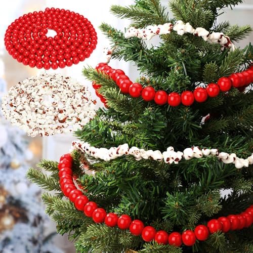 String popcorn and cranberries for christmas tree