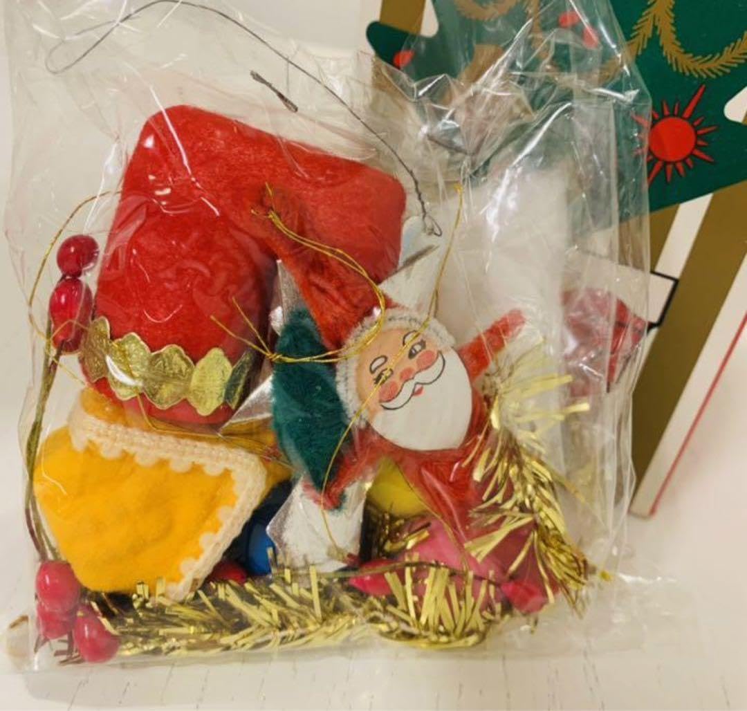 Amazon | 昭和レトロなクリスマスツリー 小 ボールセット | クリスマス