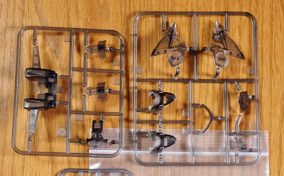 Amazon.co.jp: 限定 バトルビーダマンゼロ クロムゼファーアーマー