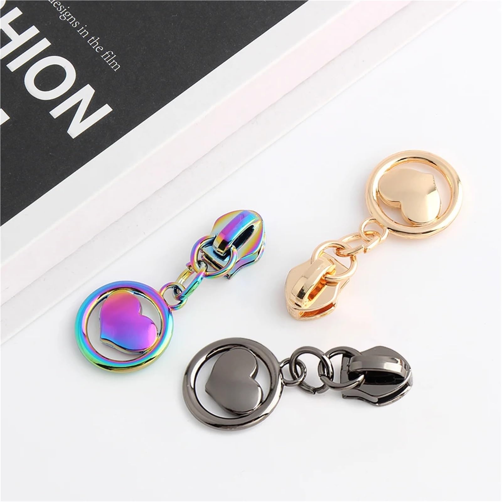 10-100 Stück 5# Nylon-Reißverschlussschieber for Taschen, Herz-Reißverschlusszüge, Taschen-Reißverschluss-Reparatur-Sets, DIY-Ersatz, Nähen für Jacken Nähen Mäntel(Silver,50pcs)