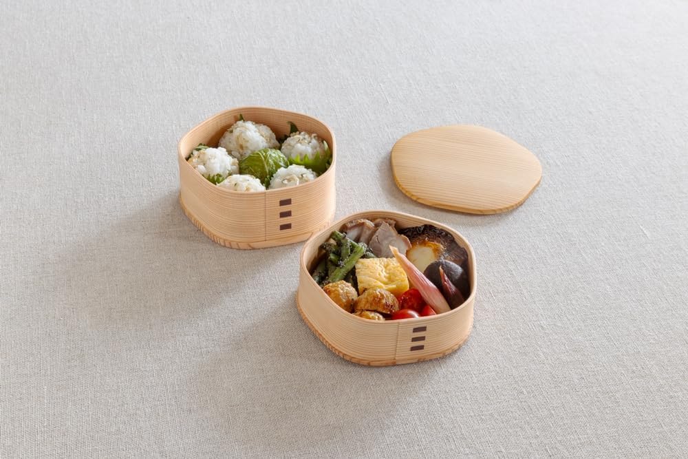Akita Cedar 3740 Bentwappa Plum Flower Bento Box, Magewappa, Made in Japan