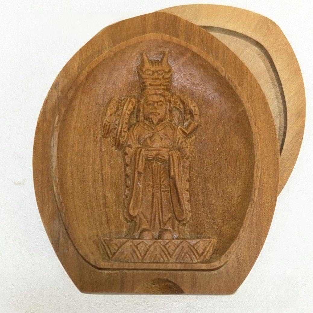 【フォロー割・新品】 香合仏　八大龍王　白檀　仏龕　懐中仏　八大竜王　仏像 フォロー割・ 香合仏 八大龍王 白檀 仏龕 懐中仏 八大竜王 仏像 八大 龍王